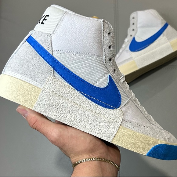 Nike Shoes - NWT NIKE BLAZER MID BLUE